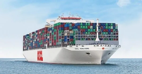 oocl-container-vessel